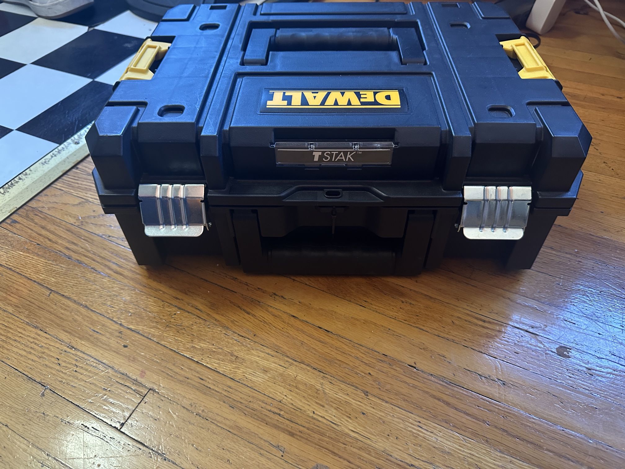 DeWalt TSTAK Tool Box – Excellent Condition