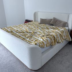 Jennifer Taylor Home Alpine Puffy Modern Platform Bed in ivory white boucle fabric