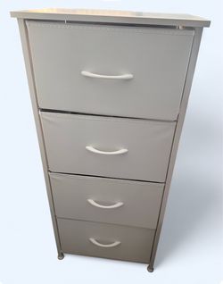 Move out sale -White 4-Drawer Dresser / Storage Chest – $25