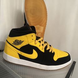 Jordan 1 Mid New love 2017