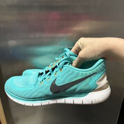 NIKE SHOES  $ 30 Great Condition 