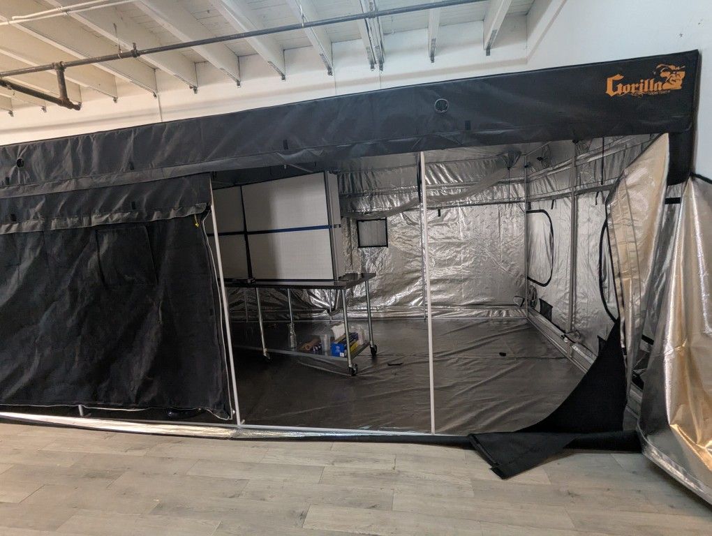 Gorilla Grow Tent 10x20