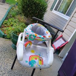 Little Baby B R I G H T - S T A R T S