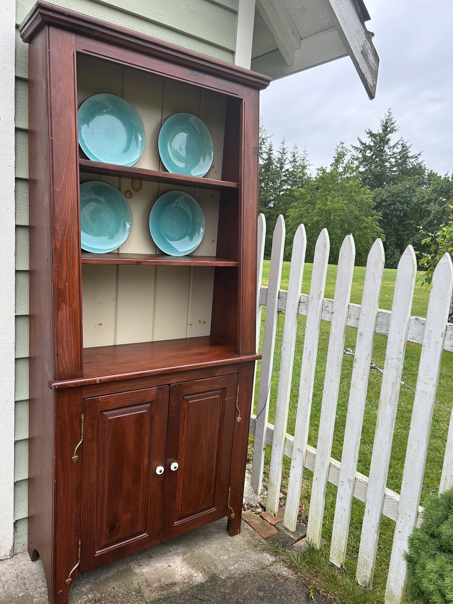 OLD HUTCH (pending Pick Up)
