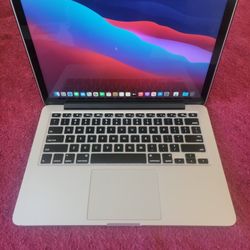 Macbook Pro 15" Intel i7 16gb Ram 500gb Ssd