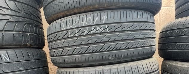 1x used tire 225/40/19 Lexani