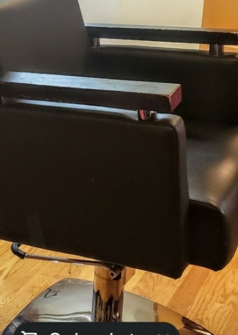 Barber Chair