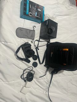Fujifilm XS-20 w/accessories