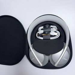Bose noise Canceling 700 Headphones