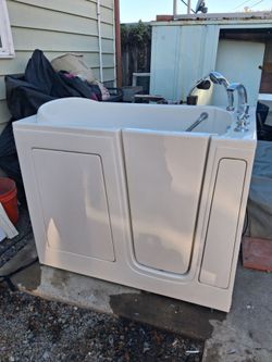 Walk-In Tub