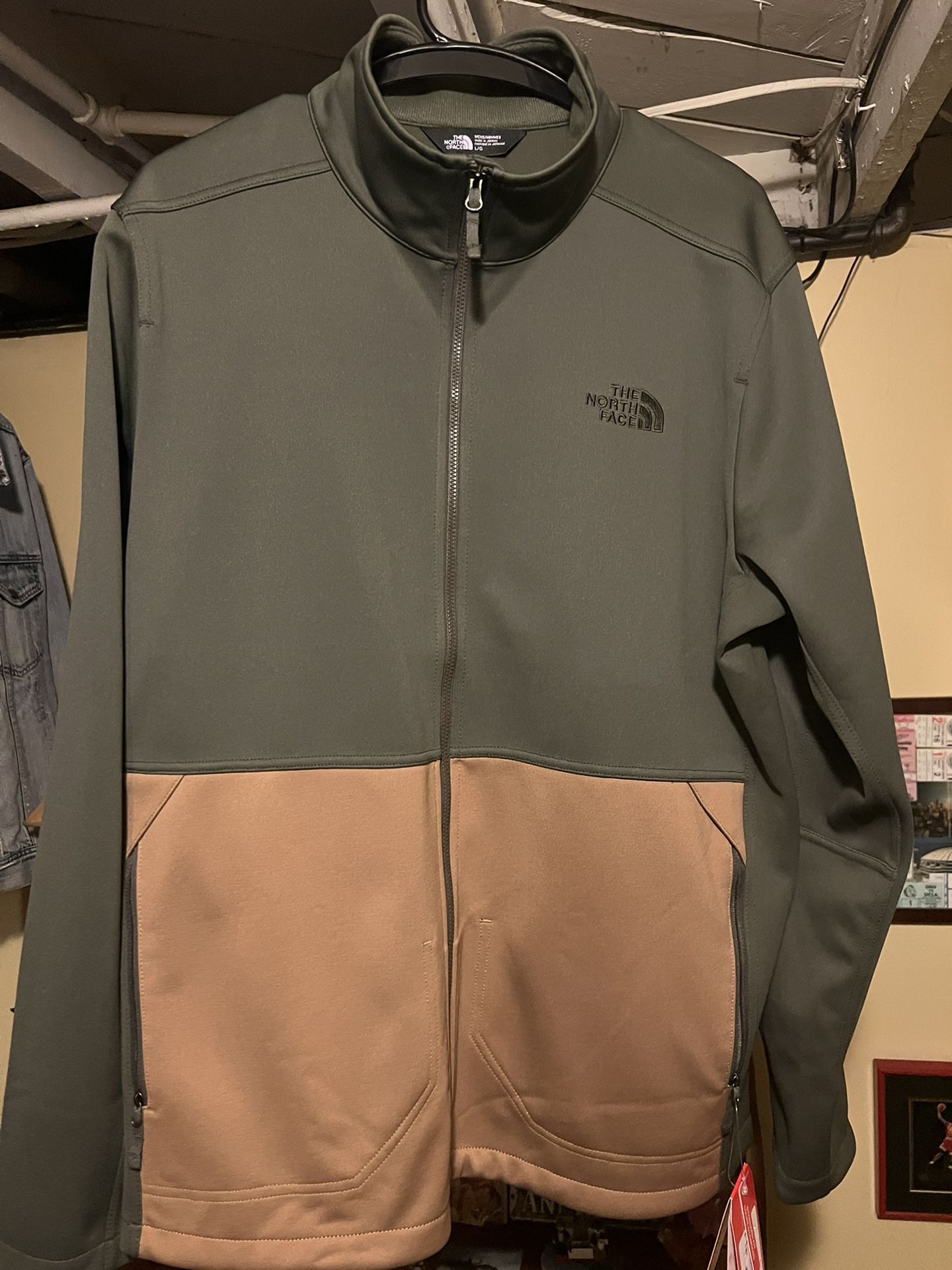 North Face Apex Windwall Jacket - Large