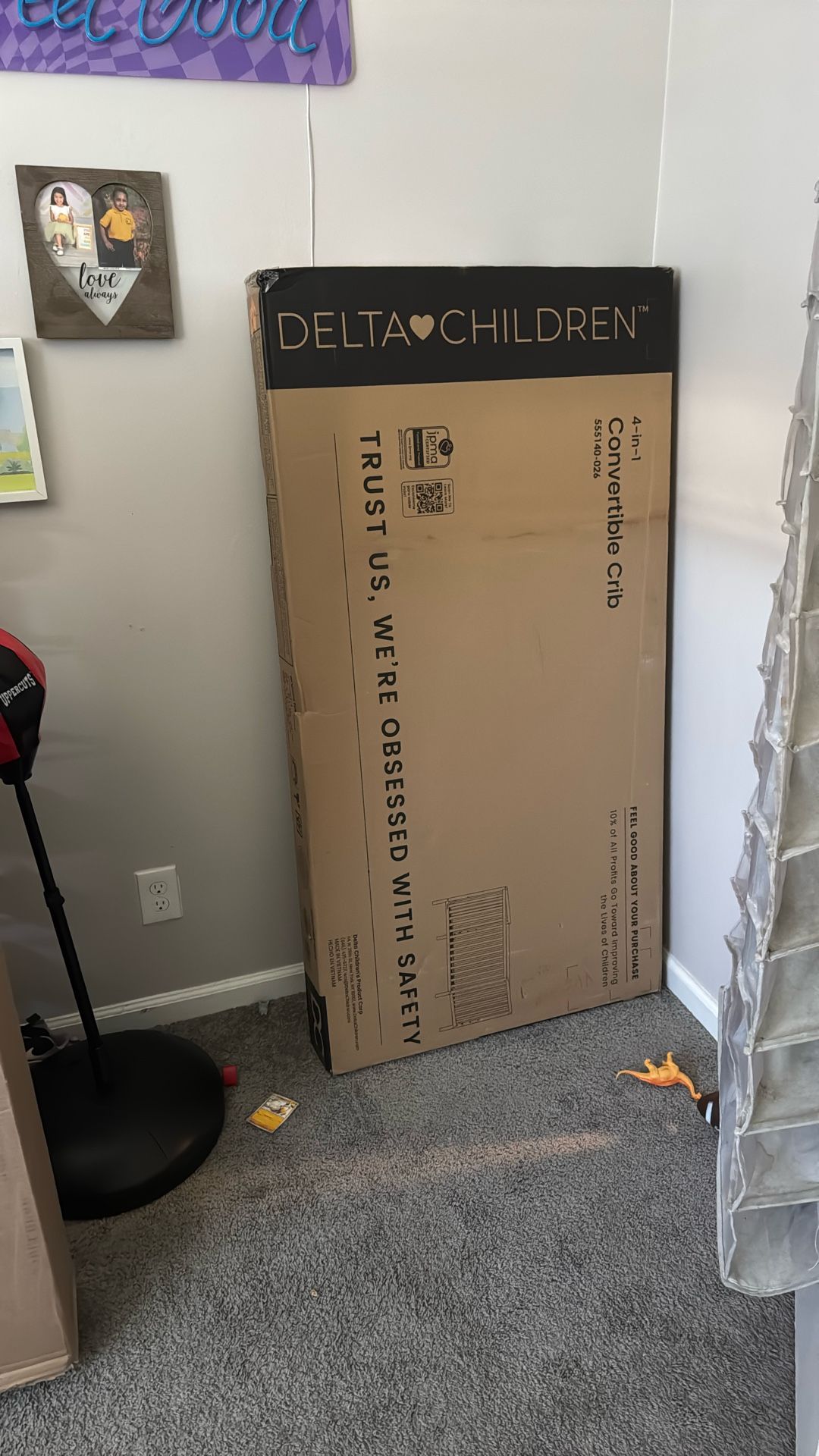 Baby Crib With Mattress 