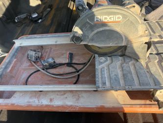 Tile saw