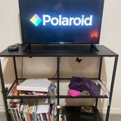 Polaroid TV + Roku 1