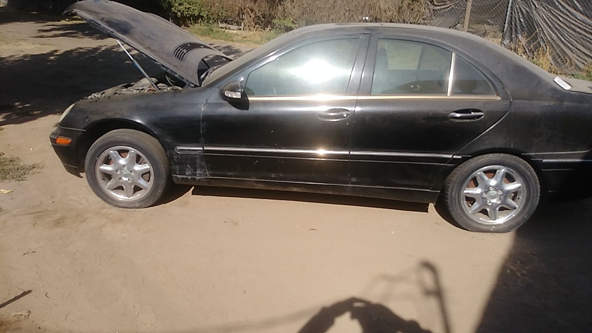 Mercedes Benz 2003 c320 parting out