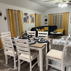Dining Table And 6 Chairs 