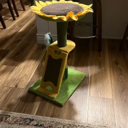 Cat Tree with Scratching post