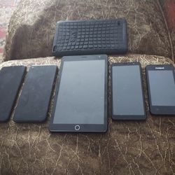 Cell Phones And iPod. Bundle Deal. Read Description.