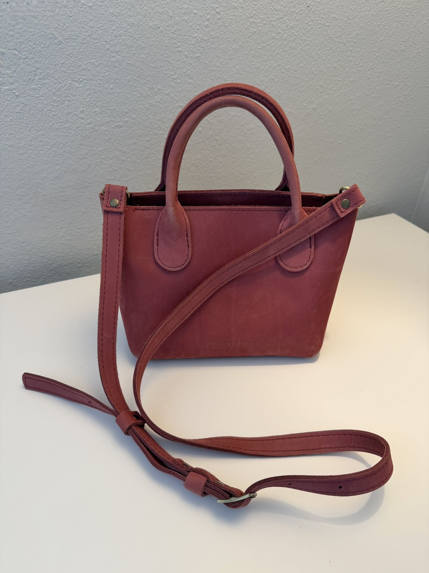 Portland Leather Raindrop Crossbody Bag