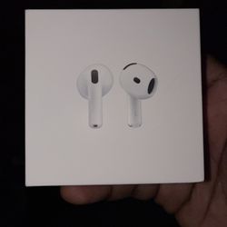 Air Pods 4