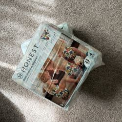 Honest Diapers (Size 4) Unopened 