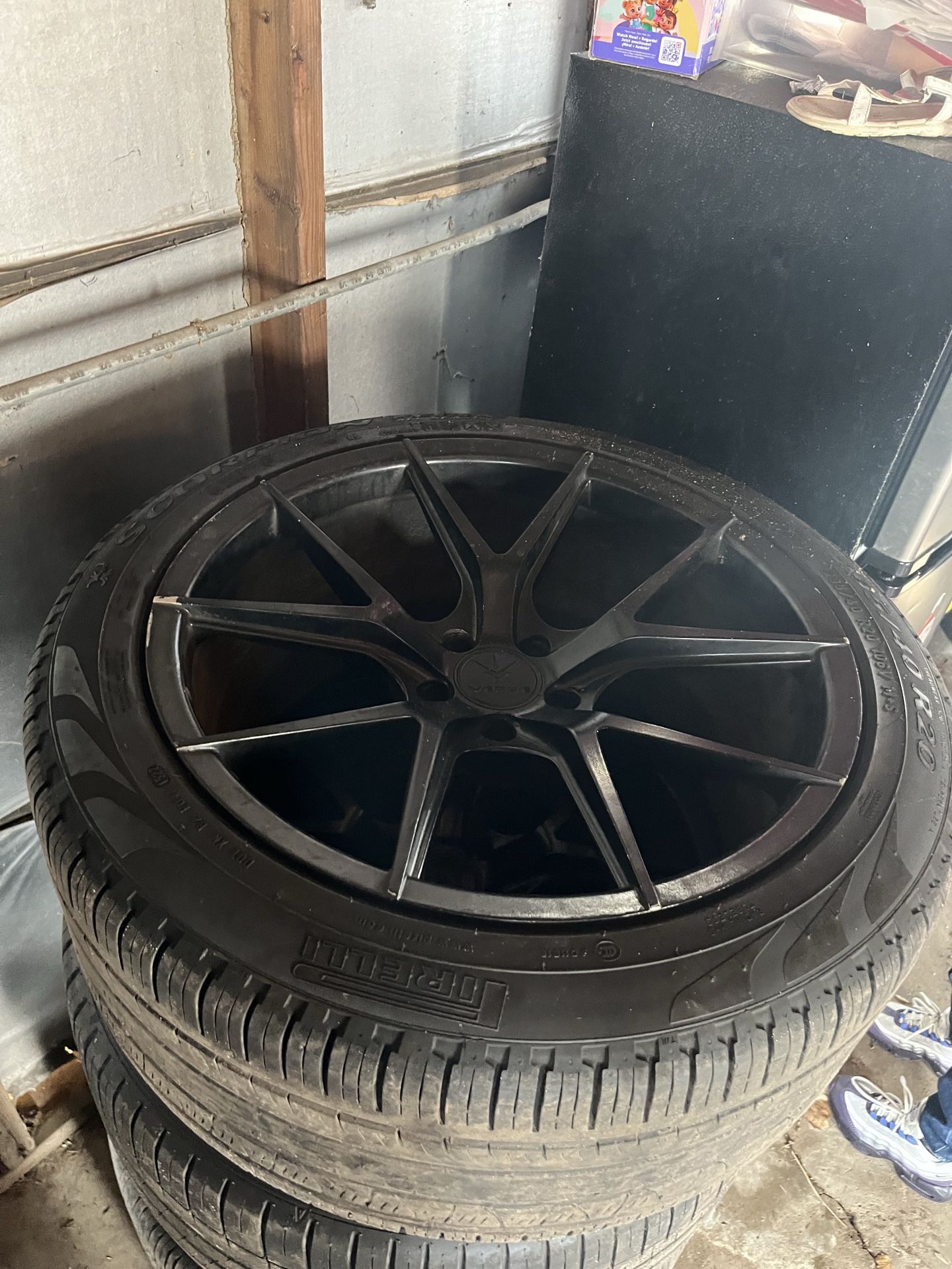 20 inch stagger charger Chrysler rims for Sale in Crestwood, IL - OfferUp