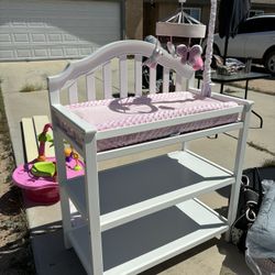 Baby Changing Table $20