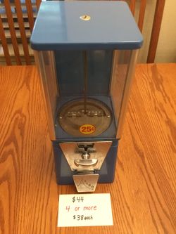 Candy/Gumball Toy Bulk Vending Machines
