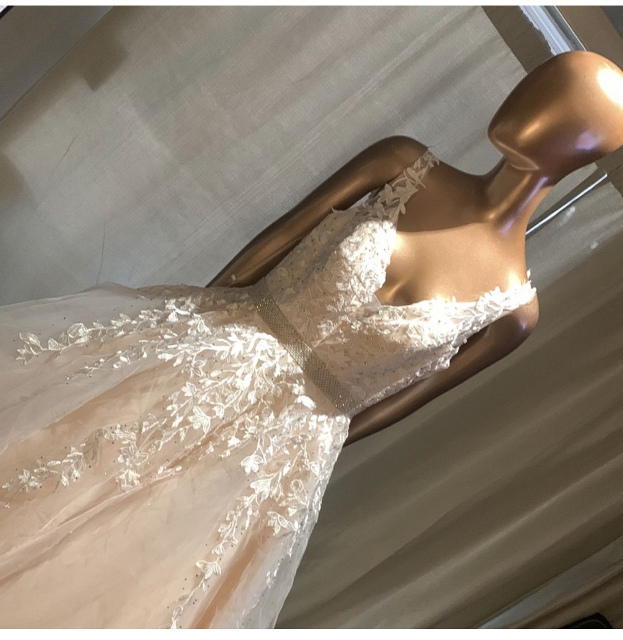 Wedding Dress/Quinceañera/Prom