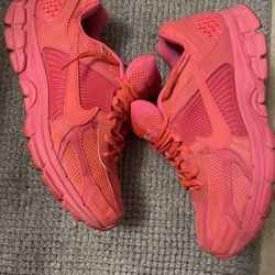 Nike Vemero Hot Pink 