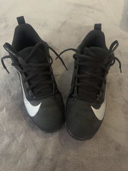 Alpha Nike youth football cleats Size 5.5