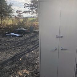 Metal Storage Cabinet 