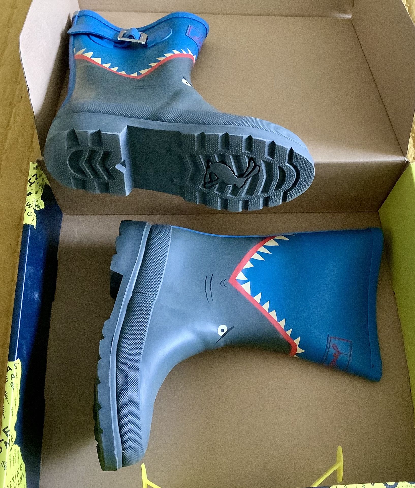 KIDS SIZE 2 JOULES RAIN BOOTS