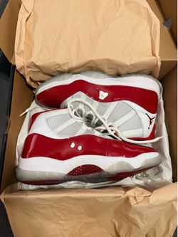 Jordan 11 cherry 10.5 shoot an offer
