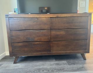 Queen Solid Wood bedroom set w/ mattress