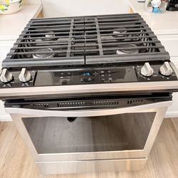 Whirlpool range /oven - gas