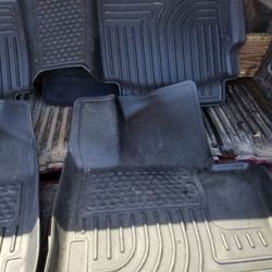 Sonata floor mats