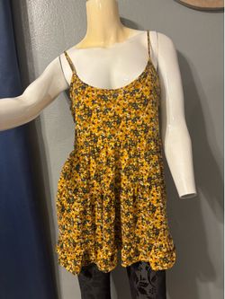 Medium long blouse