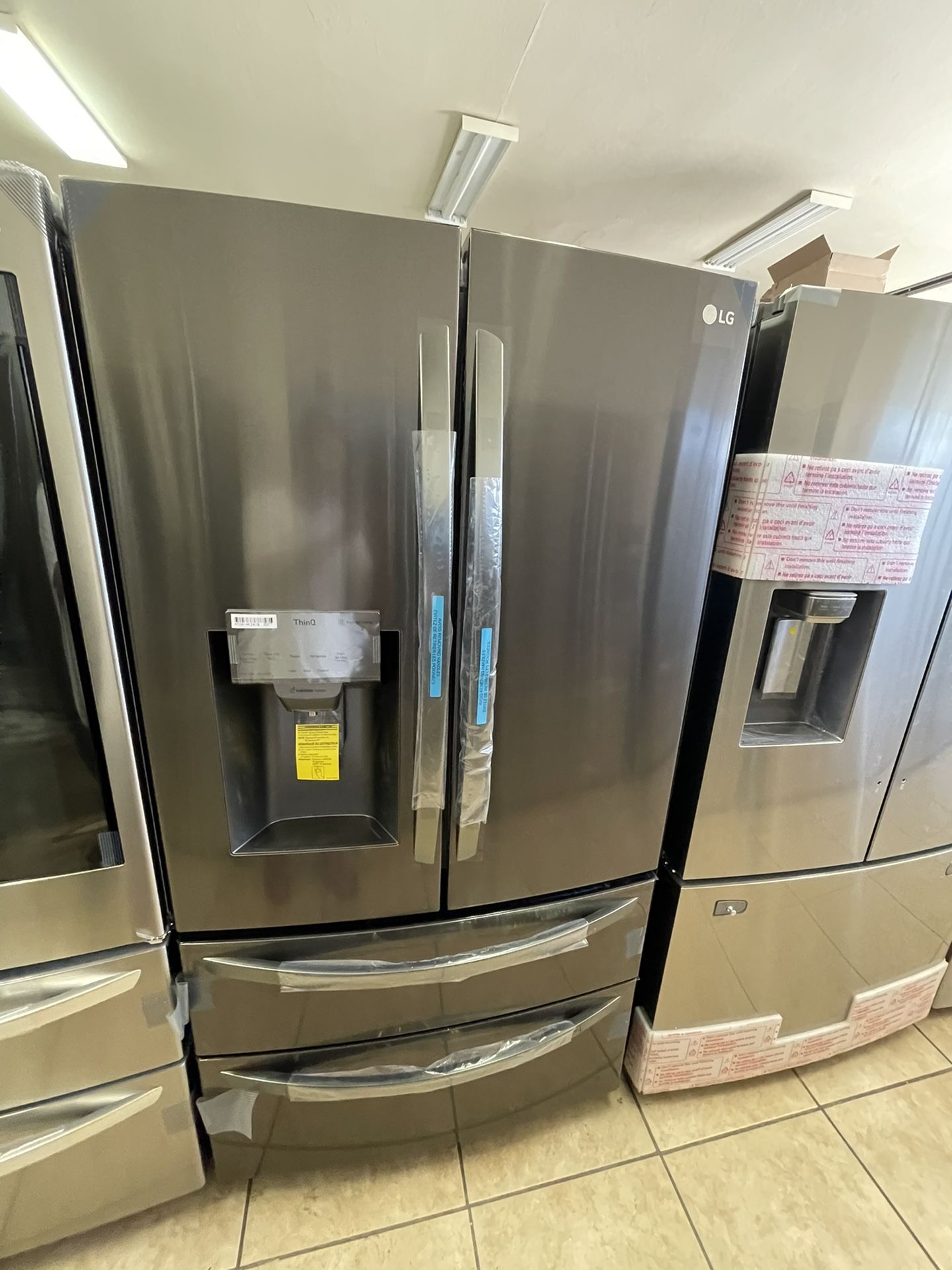 LG LMXS28626D French Door Refrigerator Never Been Used