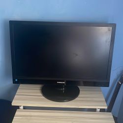 Black Samsung Monitor S27C230 – 27” Works Perfectly 