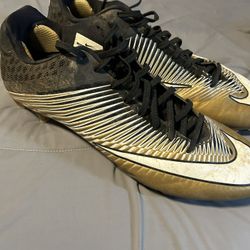 Nike Cleat Baseball/ Football 