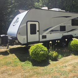 2017 Jayco Jay Feather x213