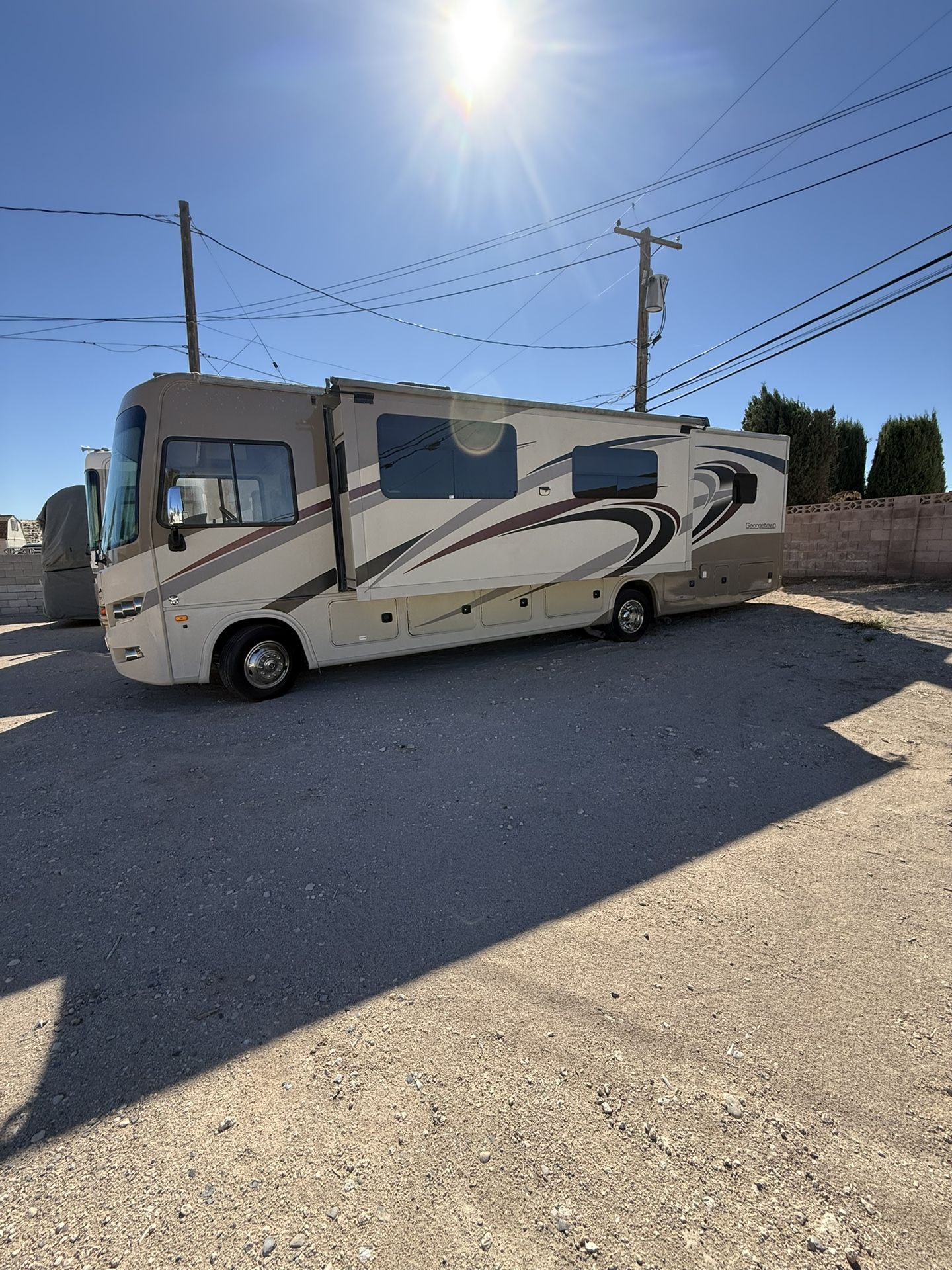 Forest river Georgetown 2017