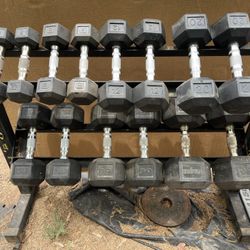 5-50lb Hex Rubber Dumbbell Set With rack 300lbs