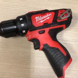 Milwaukee New Drill Driver 12M 