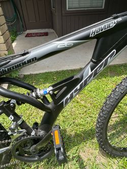 Black/Silver Hyper Havoc Mountain Bike