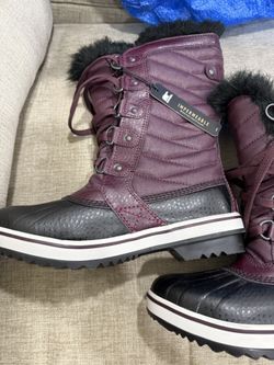 Sorel women's boots waterproof