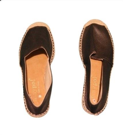 NWOT WOMENS MAYPOL SHOES BLACK SIZE 36