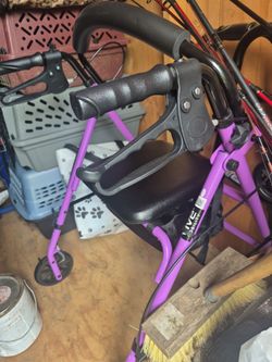 Walker/Chair  Medical device. Original price in photo #4