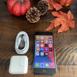 Iphone 8 UNLOCKED 64 Gb Great Condition